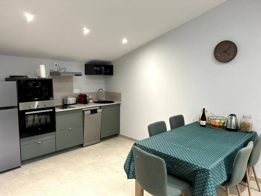 Апартаменты Le Cosy Grenier De Pauline Et Flo Cessenon-sur-Orb Экстерьер фото